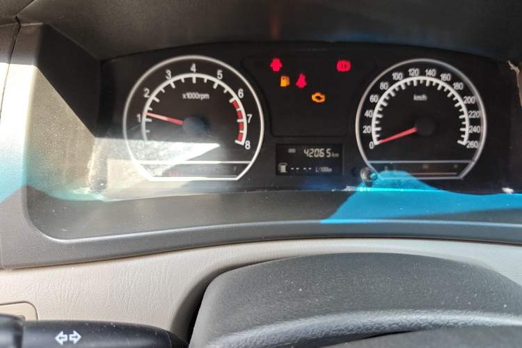 Used Geely Auto Ocean 2012 Energy-Saving Edition 1.5L Manual SuperDelight Model Odometer Close Up