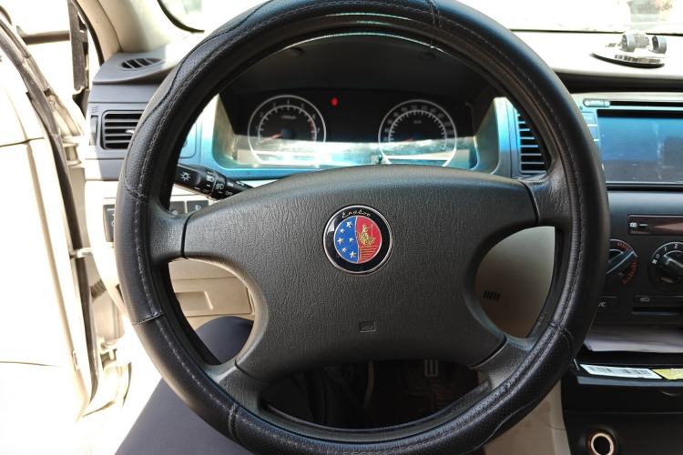 Used Geely Auto Ocean 2012 Energy-Saving Edition 1.5L Manual SuperDelight Model Steering Wheel