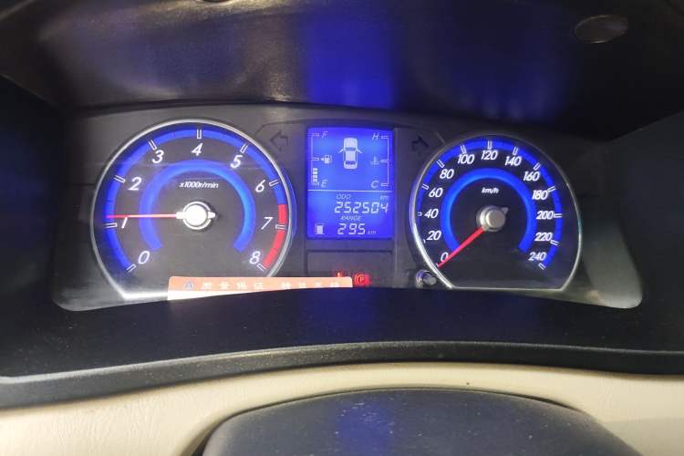 Used Geely Auto Ocean 2014 1.5L Manual Elite Model Instrument Cluster