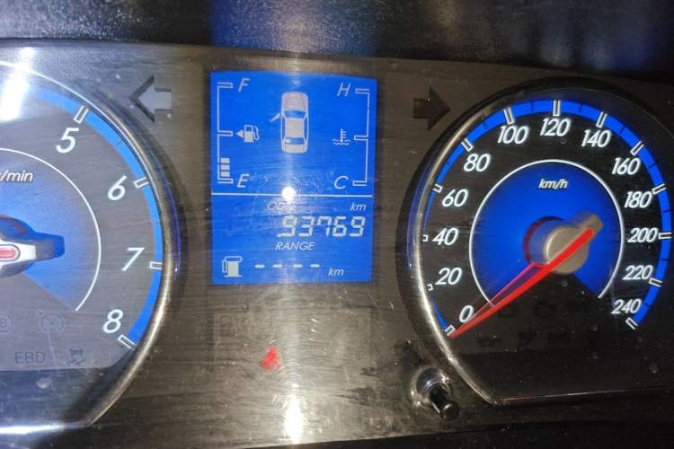 Used Geely Auto Ocean 2014 1.5L Manual Elite Model Odometer Close Up