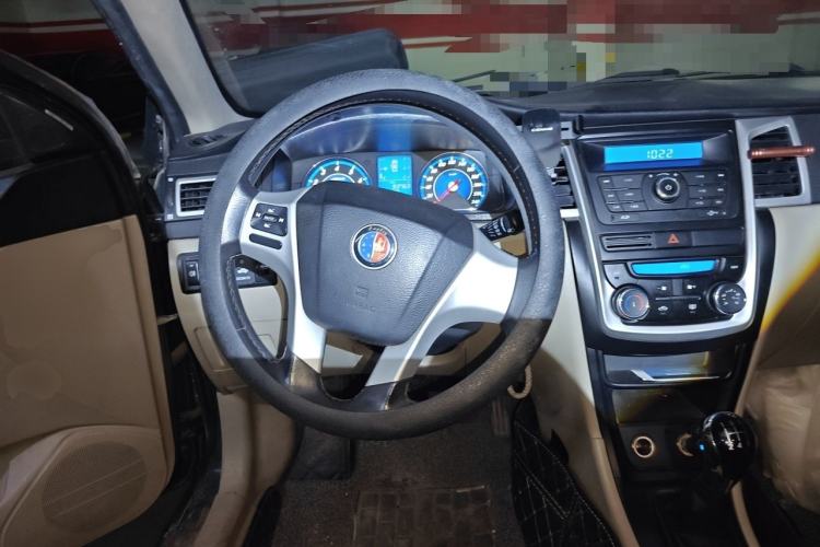 Used Geely Auto Ocean 2014 1.5L Manual Elite Model Steering Wheel