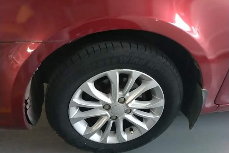 Used Geely Auto Ocean 2014 1.5L Manual Elite Model Left Front Wheel Hub