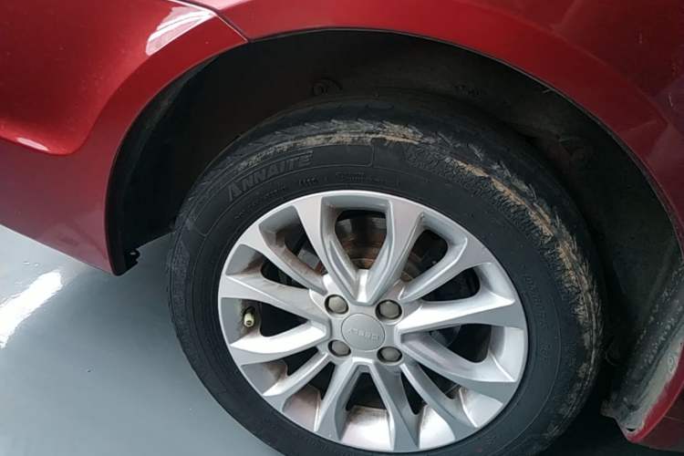 Used Geely Auto Ocean 2014 1.5L Manual Elite Model Right Rear Wheel Hub