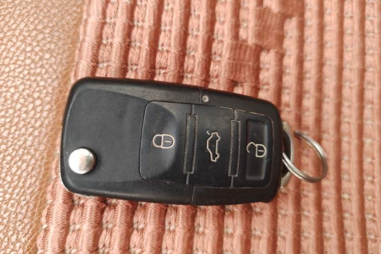 Used Geely Auto Ocean 2014 1.5L Manual Elite Model Vehicle Key