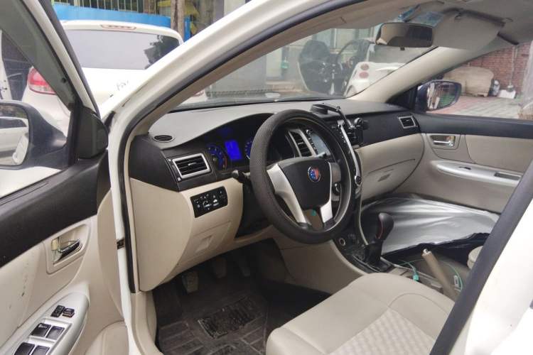 Used Geely Auto Ocean 2014 1.5L Manual Overdrive Trim Driver Seat