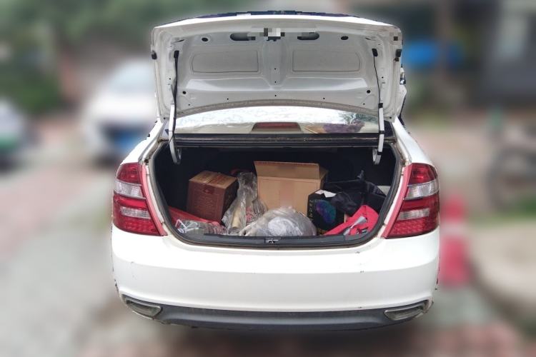 Used Geely Auto Ocean 2014 1.5L Manual Overdrive Trim Trunk