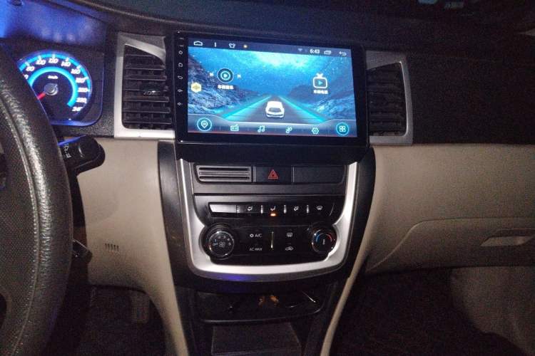 Used Geely Auto Ocean 2015 1.5L Manual Entry-Level Model Audio And AC Panel