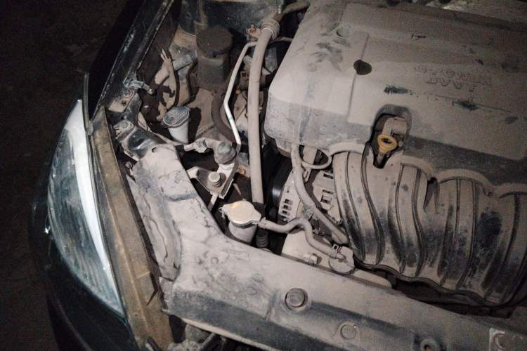 Used Geely Auto Ocean 2015 1.5L Manual Entry-Level Model Engine Bay Right