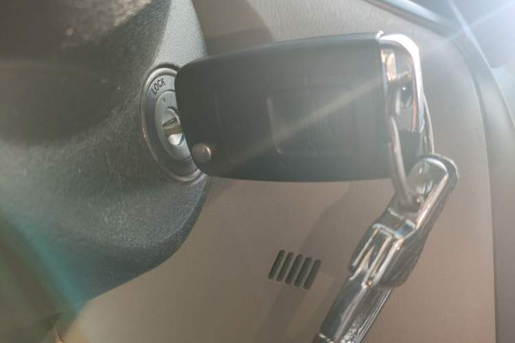 Used Geely Auto Ocean 2015 1.5L Manual Entry-Level Model Interior 1