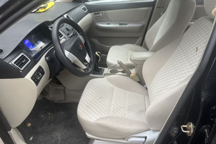 Used Geely Auto Ocean 2015 1.5L Manual Entry-Level Model Interior 2
