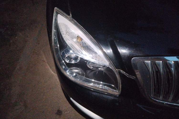 Used Geely Auto Ocean 2015 1.5L Manual Entry-Level Model Right Front Headlight