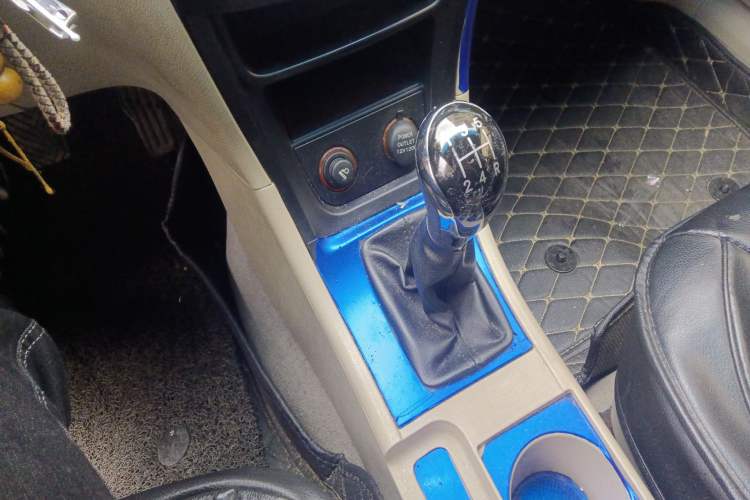Used Geely Auto Ocean 2015 1.5L Manual Entry-Level Model Gear Lever