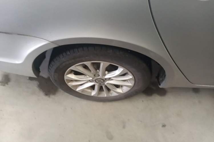 Used Geely Auto Ocean 2015 1.5L Manual Entry-Level Model Right Rear Wheel Hub