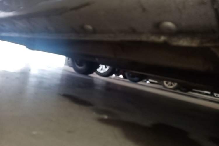 Used Geely Auto Ocean 2015 1.5L Manual Entry-Level Model Right Side Sill