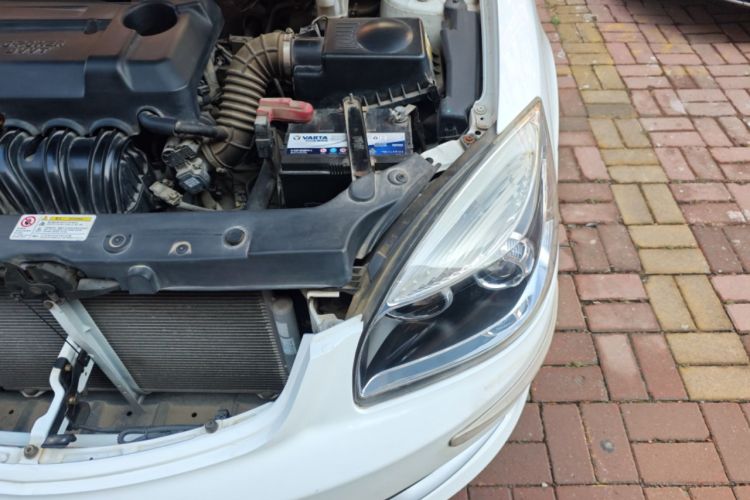 Used Geely Auto Ocean 2015 1.5L Manual Elite Model Engine Bay Left