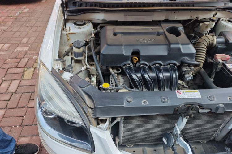 Used Geely Auto Ocean 2015 1.5L Manual Elite Model Engine Bay Right