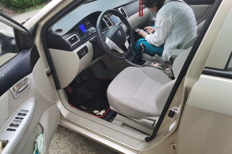 Used Geely Auto Ocean 2015 1.5L Manual Entry-Level Model Driver Seat
