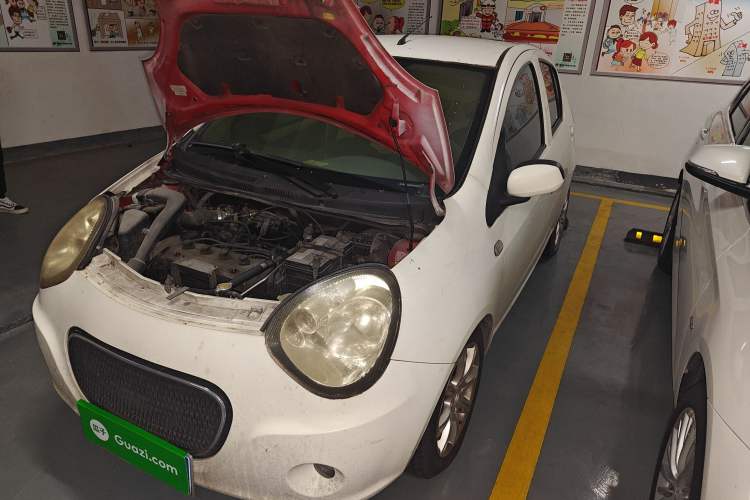 Used Geely Auto Panda 2010 "Love Her" Edition 1.3L Automatic Comfort Version Engine Bay Left