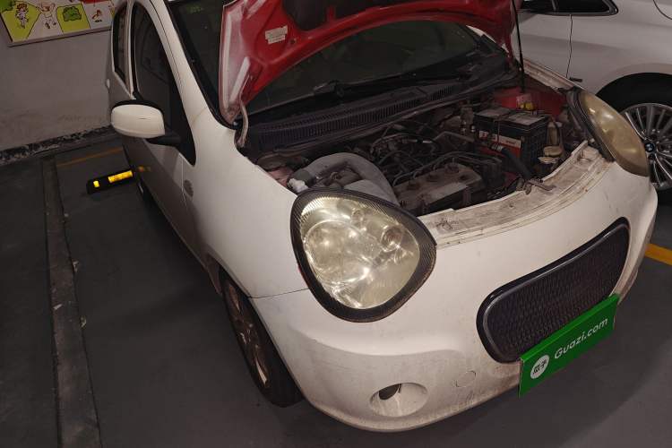 Used Geely Auto Panda 2010 "Love Her" Edition 1.3L Automatic Comfort Version Right Front Headlight