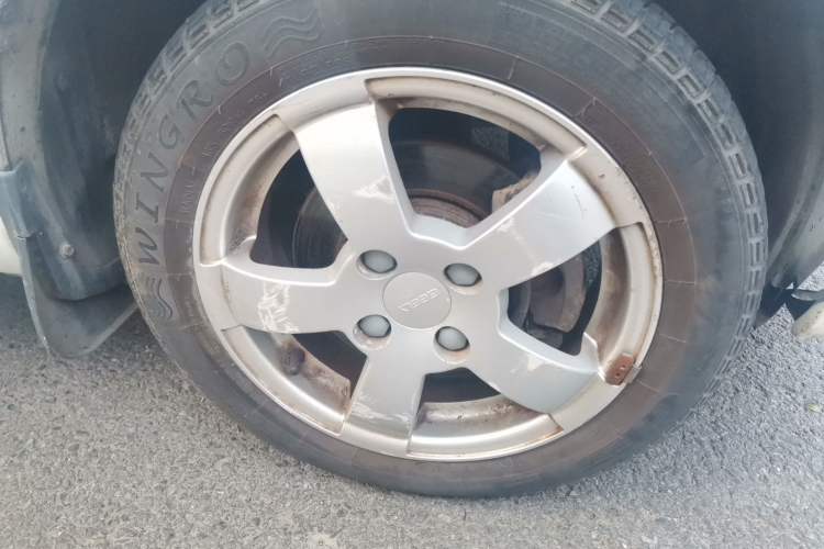 Used Geely Auto Panda 2011 1.3L Manual Comfort II Right Front Wheel Hub
