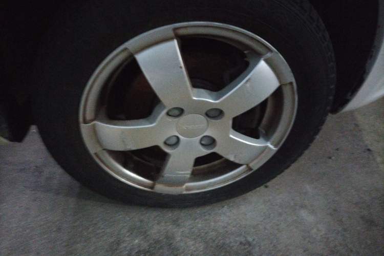 Used Geely Auto Panda 2011 1.3L Manual Comfort II Right Front Wheel Hub