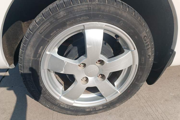 Used Geely Auto Panda 2011 1.3L Manual Comfort II Right Rear Wheel Hub