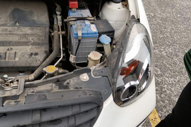 Used Geely Auto Panda 2015 1.5L Automatic Cool & Fun Edition Engine Bay Left