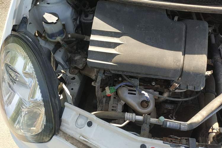 Used Geely Auto Panda 2015 1.0L Manual "Mengdong" Edition Engine Bay Right