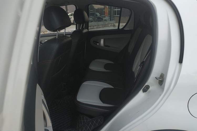 Used Geely Auto Panda 2016 1.0L IMT Cool Fun Edition Left Rear Seat