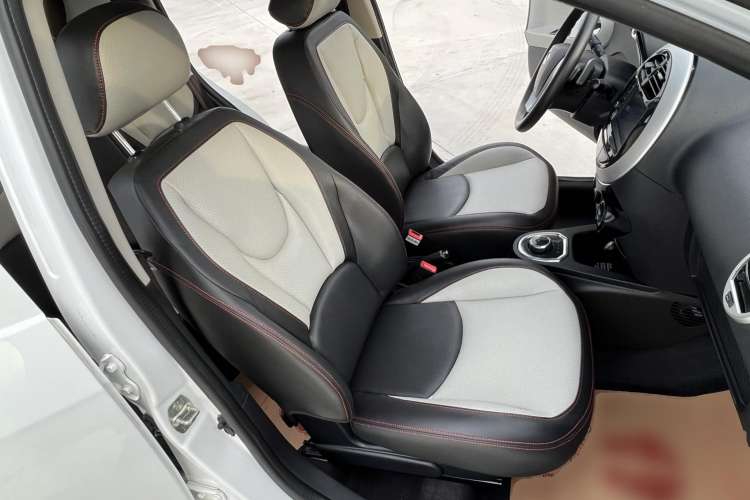 Used Geely Auto Panda 2016 1.0L IMT "Mengdong" Edition Right Front Seat