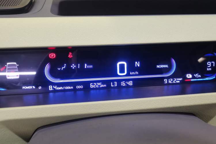 Used Geely Auto Panda 2023 Panda Mini 200km Endurance Bear Instrument Cluster