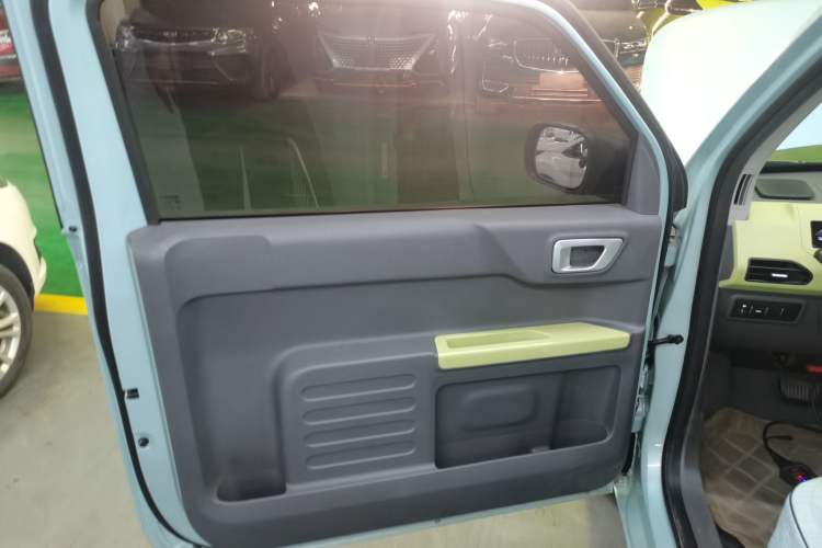 Used Geely Auto Panda 2023 Panda Mini 200km Endurance Bear Interior 7