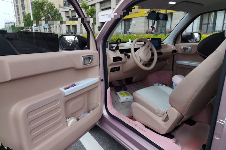 Used Geely Auto Panda 2023 Panda Mini 200km Endurance Bear Driver Seat