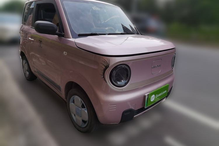 Used Geely Auto Panda 2023 Panda Mini 200km Endurance Bear Front Right 45 Deg