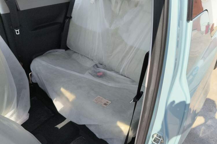 Used Geely Auto Panda 2024 Panda Mini 200km Endurance Bear Interior 1