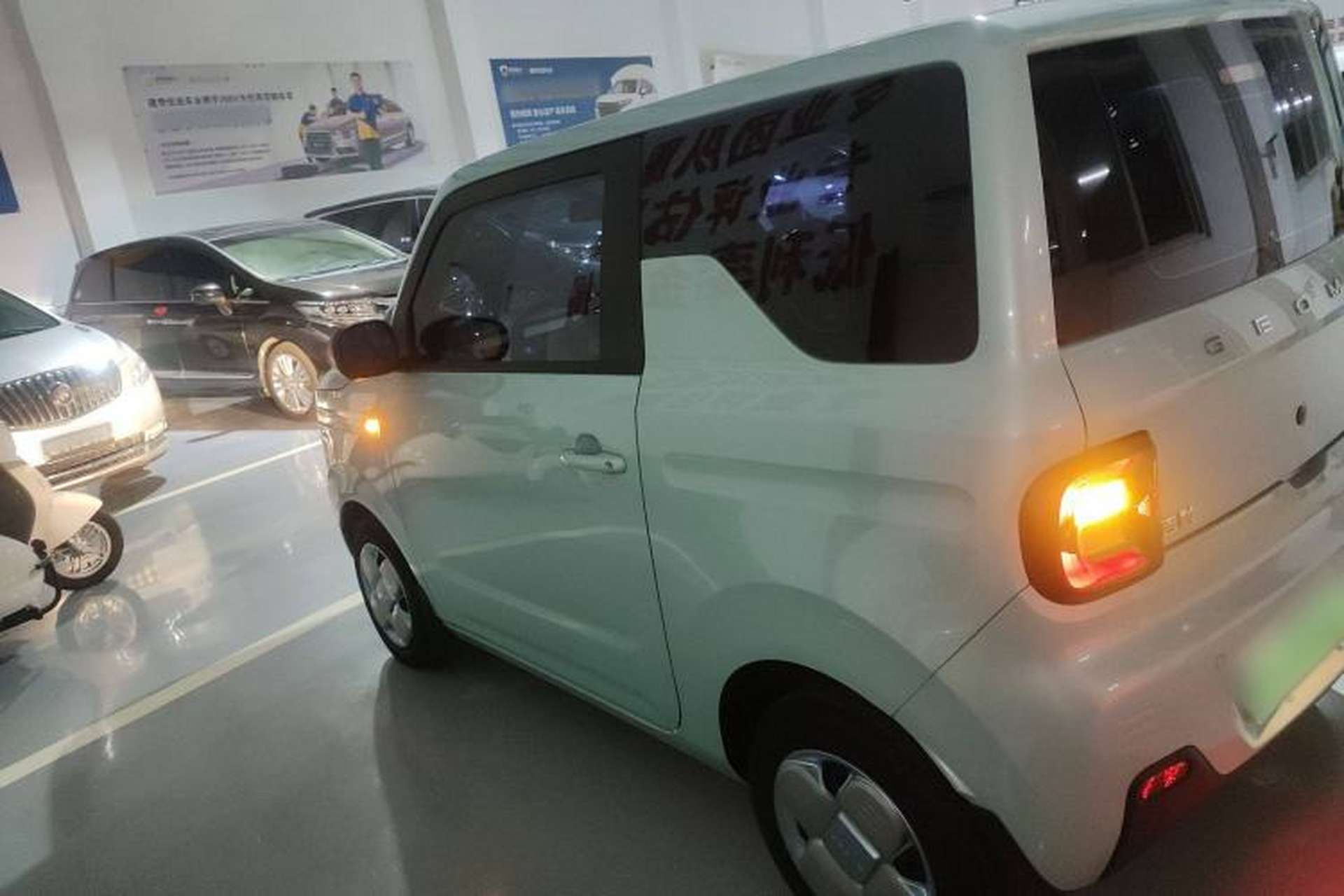 Used Geely Auto Panda 2024 Panda Mini 200km Longteng PRO Edition Left Side