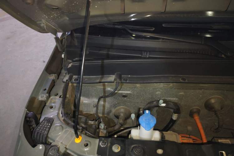 Used Geely Auto Panda 2024 200km Panda Rider Engine Bay Right