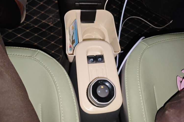 Used Geely Auto Panda 2024 200km Panda Rider Gear Lever