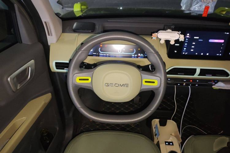 Used Geely Auto Panda 2024 200km Panda Rider Steering Wheel