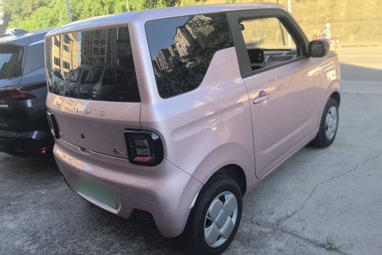 Used Geely Auto Panda 2024 Panda Mini 200km Endurance Bear Exterior 3
