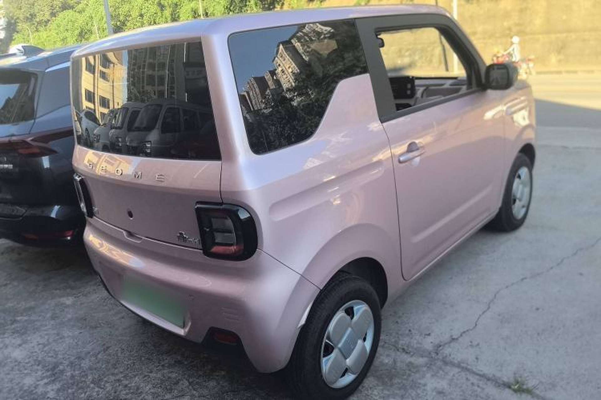 Used Geely Auto Panda 2024 Panda Mini 200km Endurance Bear Exterior 3