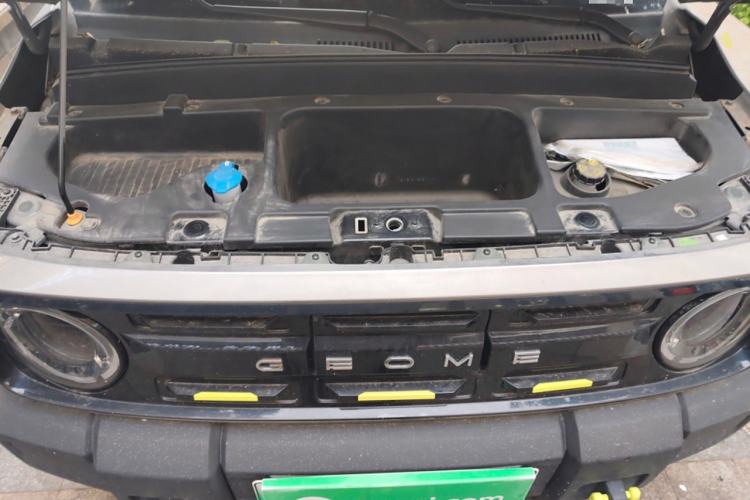 Used Geely Auto Panda 2024 200km Panda Rider Engine Bay