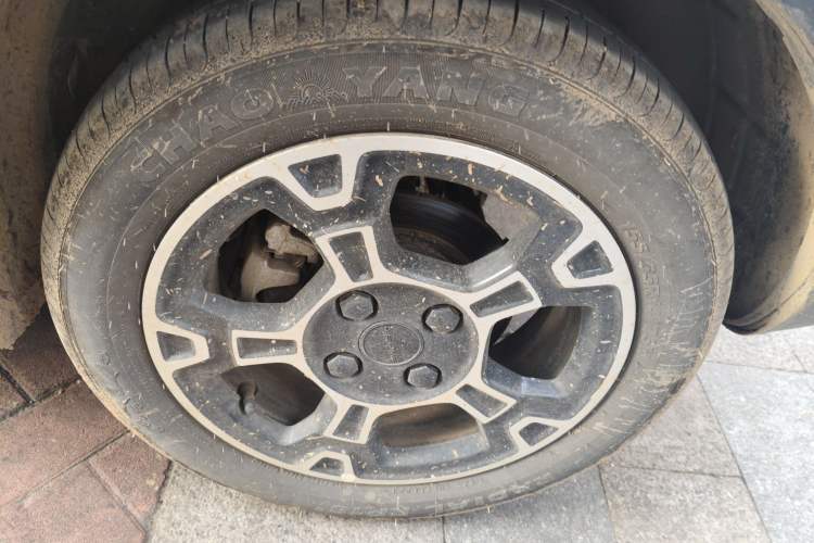 Used Geely Auto Panda 2024 200km Panda Rider Right Front Wheel Hub