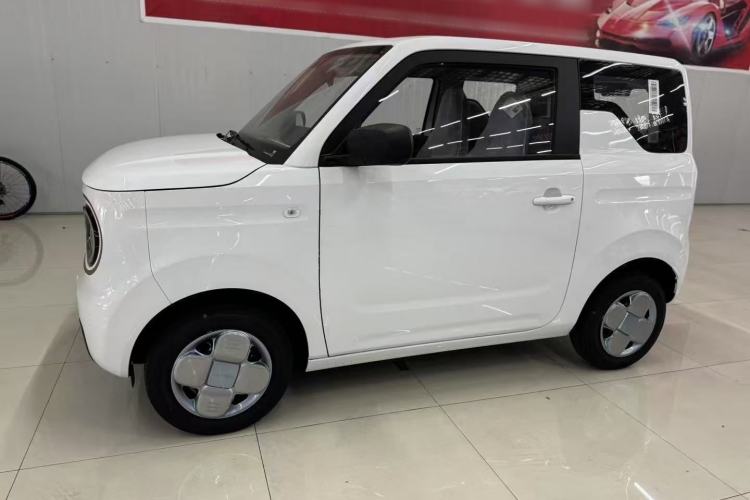 Used Geely Auto Panda 2024 Panda Mini 200km Endurance Bear Exterior 2