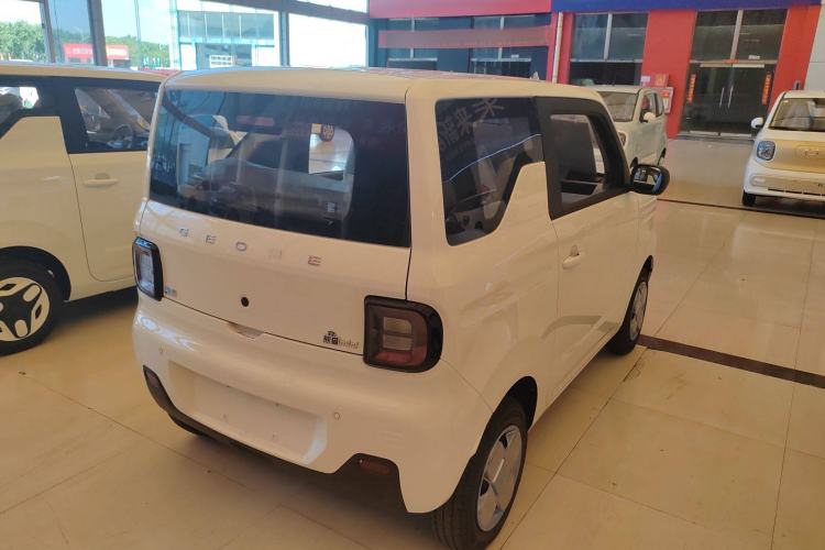 Used Geely Auto Panda 2024 Panda Mini 200km Endurance Bear Exterior 3
