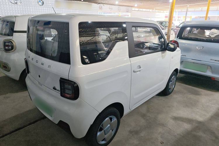 Used Geely Auto Panda 2024 Panda Mini 200km Endurance Bear Exterior 4