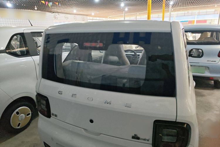 Used Geely Auto Panda 2024 Panda Mini 200km Endurance Bear Exterior 5