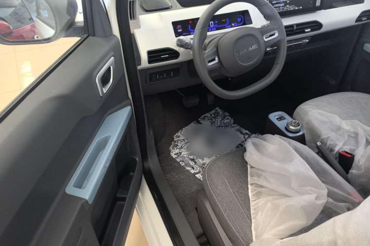 Used Geely Auto Panda 2024 Panda Mini 200km Longteng PRO Edition Interior 2
