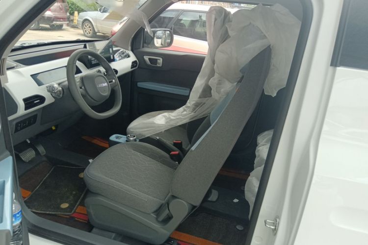 Used Geely Auto Panda 2024 Panda Mini 200km Endurance Bear Interior 5