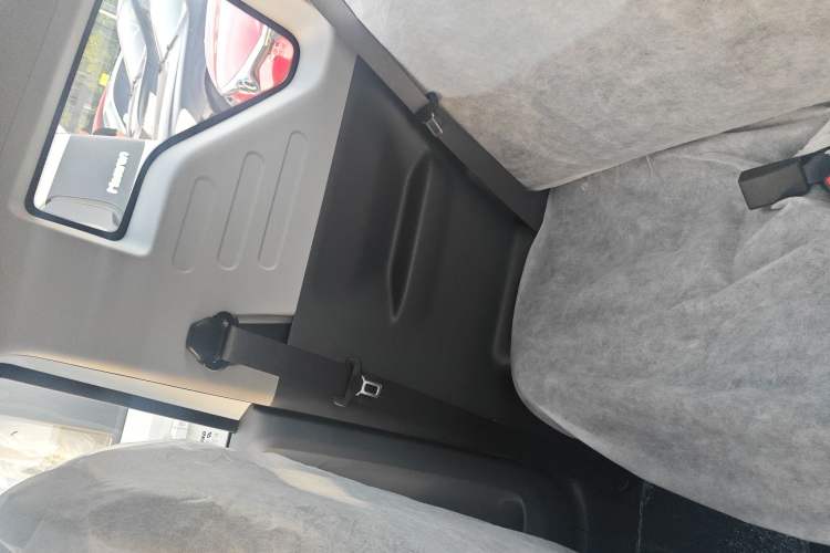 Used Geely Auto Panda 2024 Panda Mini 200km Endurance Bear Interior 8